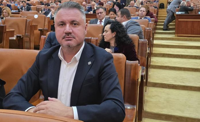 deputatul-romeo-lungu-a-initiat-legea-educatiei-civive-aplicate